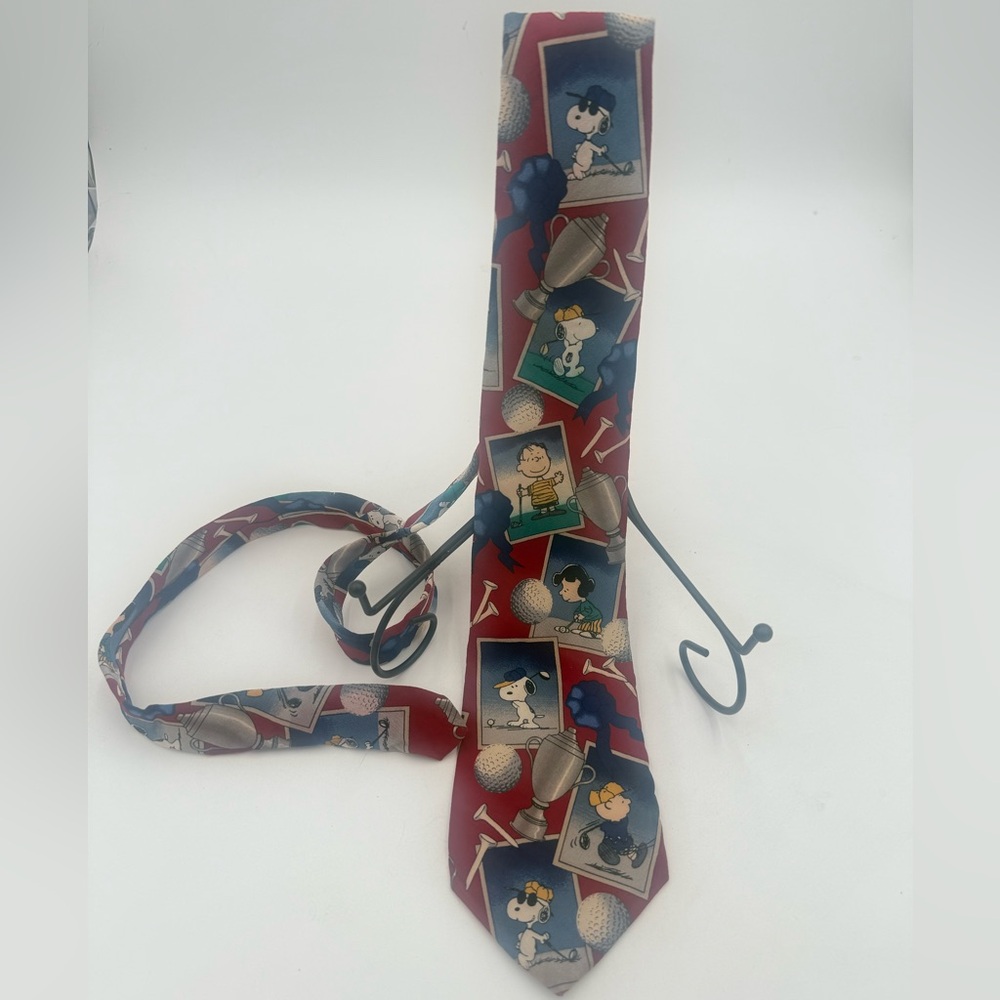 Vintage 100% Silk Peanuts Snoopy Golf Tee Time Tie 90s Necktie USA 57”